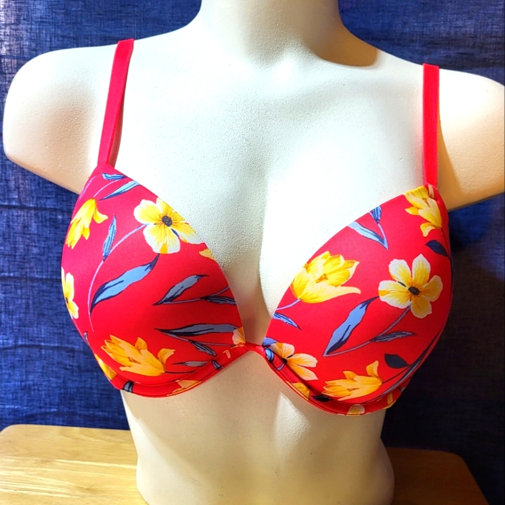 PINK by Victoria Secret pink floral padded bre size 36C